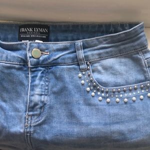 Frank Lyman Design Collection jeans